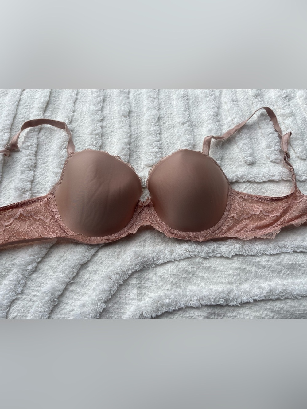 Victorias Secret Dream Angels Lined Demi Bra 34D champagne pink with lace